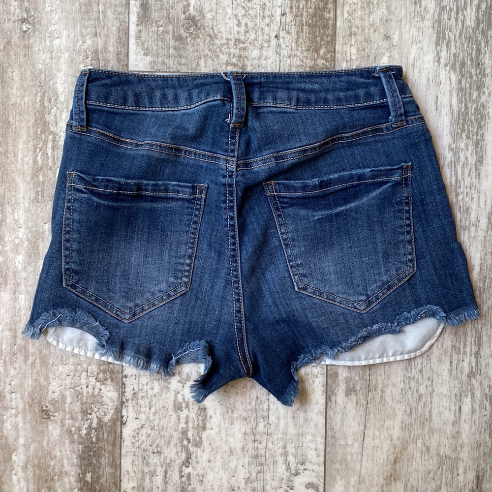 Mudd High Rise Jean Shorts - Picture 2 of 4